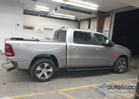 2023 Ram 1500 Laramie 4X4 5'7 Box z USA, uszkodzony, nr VIN 1C6SRFJT8PN673519